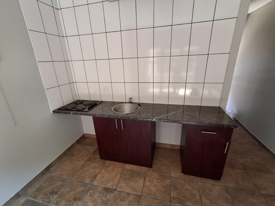 1 Bedroom Property for Sale in Vredenhof Sh Free State